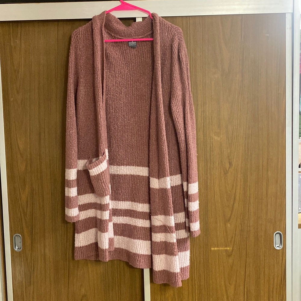 Women’s Thigh Length Cardigan